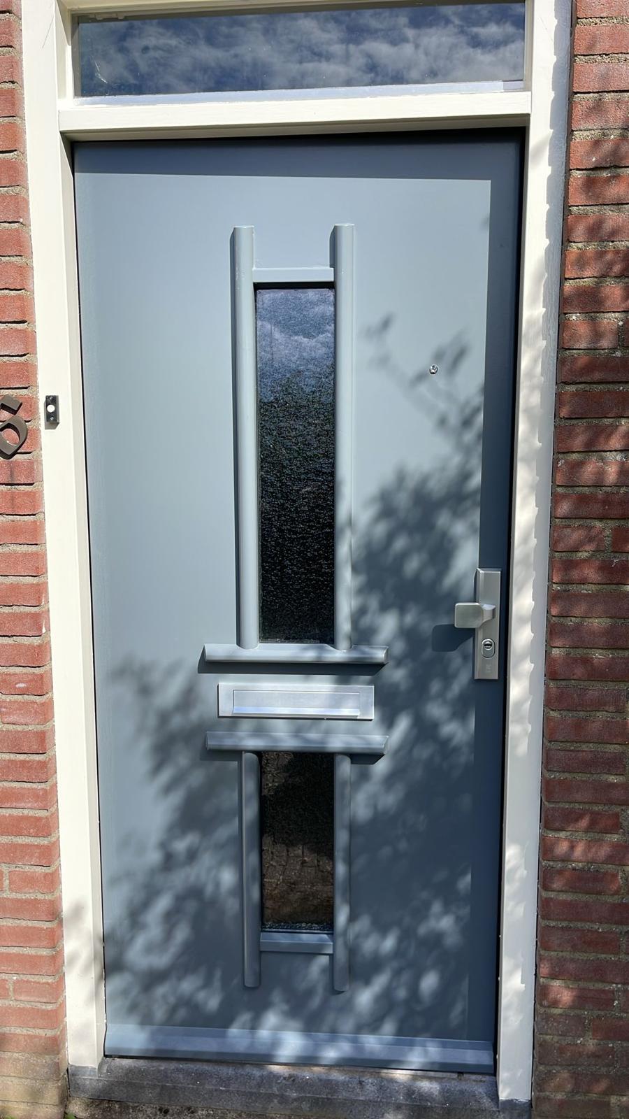 Project 2 door Deurenbazen