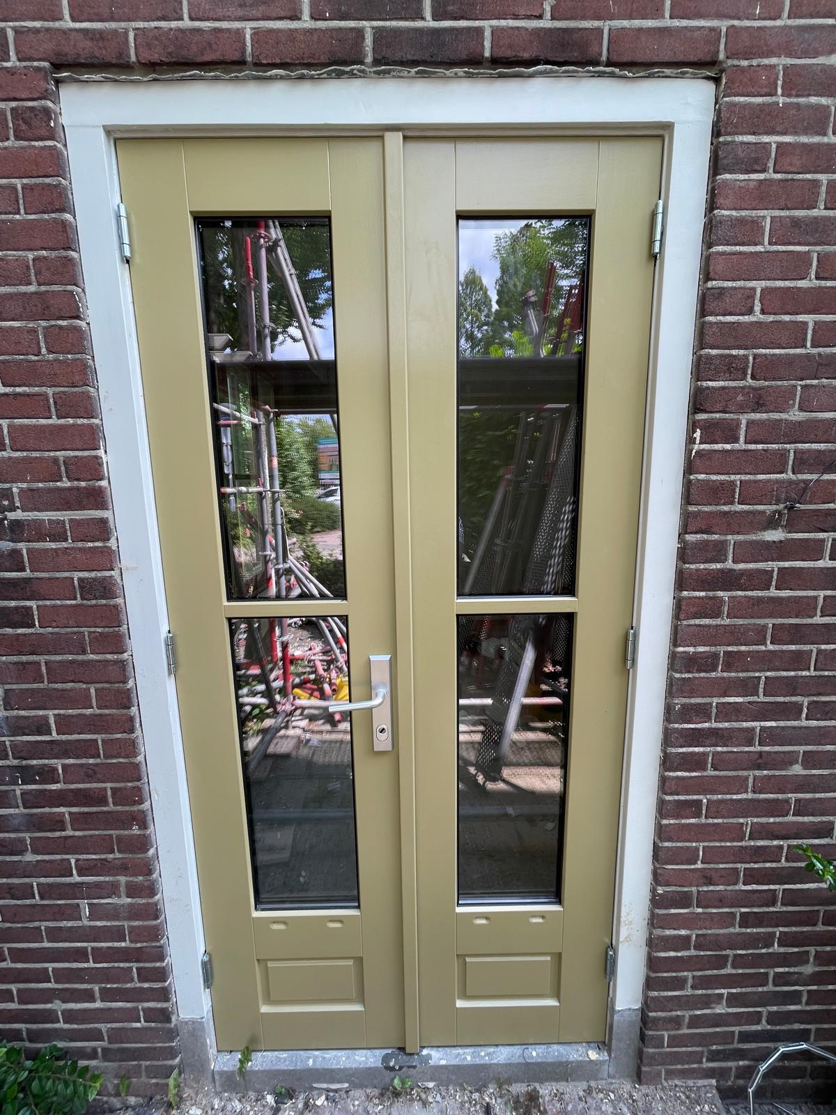 Project 5 door Deurenbazen